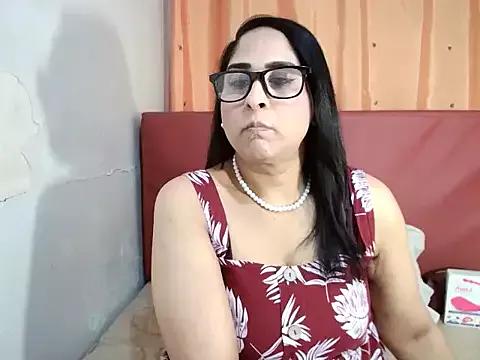 Indiankushy from StripChat