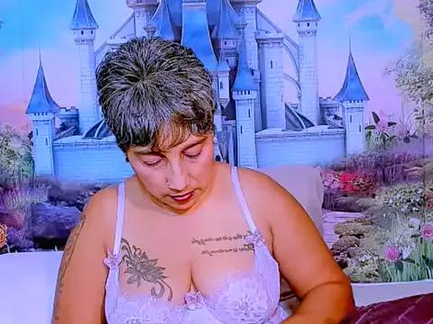 indianroxy from StripChat