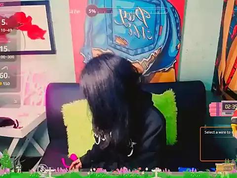 Explore our live girls sluts from our Custom and Multi clubs and checkout exclusive access to highly interactive content, such as shape, hair, titties, pussy type and many more.