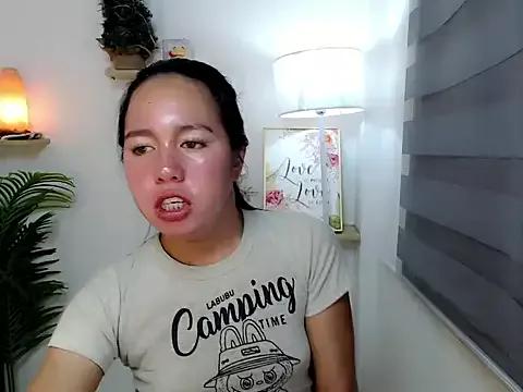 Innocent_katty from StripChat