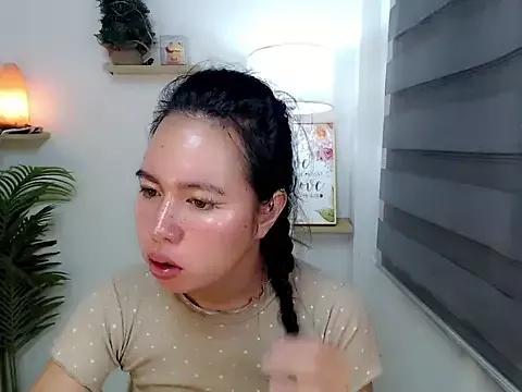 Innocent_katty from StripChat
