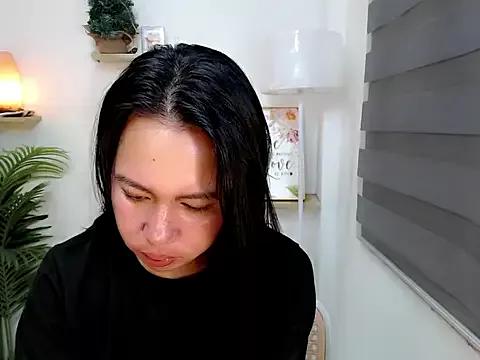 Innocent_katty from StripChat