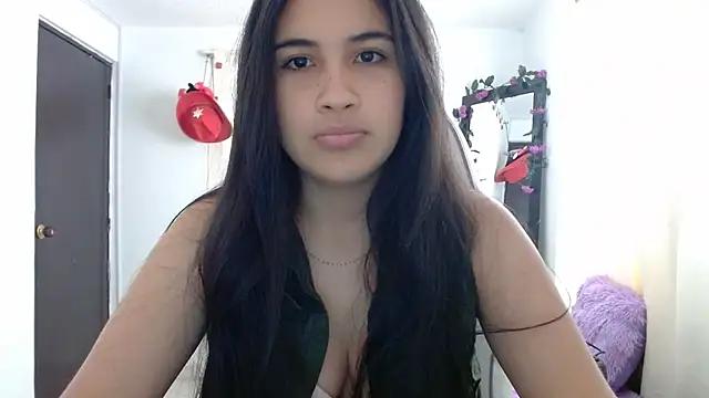 Explore our live girls sluts from our Custom and Multi clubs and checkout exclusive access to highly interactive content, such as shape, hair, titties, pussy type and many more.