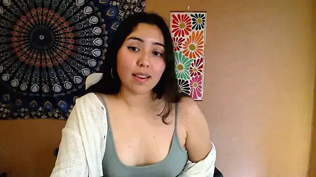 IntimateTales from StripChat