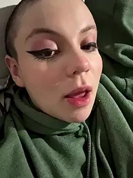 Irinaa_Scarlett from StripChat