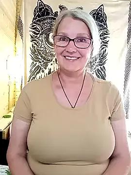 irinamaux from StripChat