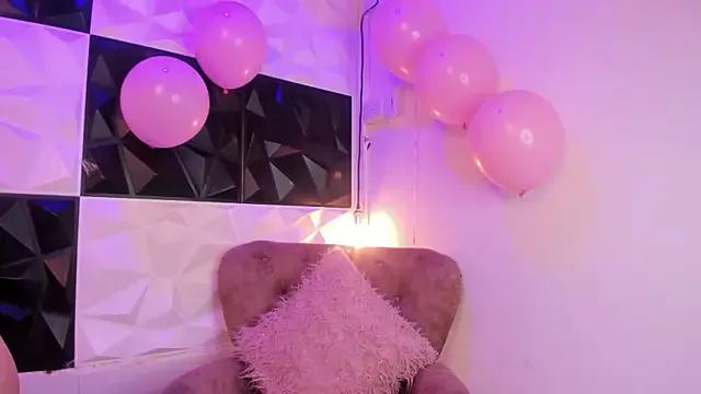 IrinaMonroee from StripChat is Freechat