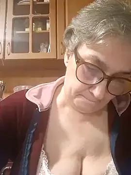 IrinaSweet54 from StripChat