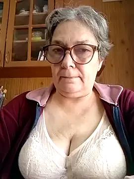 IrinaSweet54 from StripChat