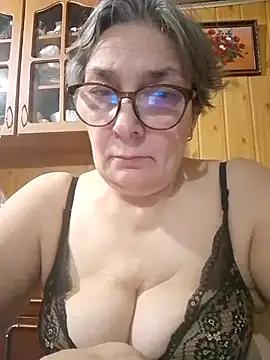 IrinaSweet54 from StripChat