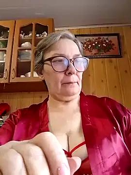 IrinaSweet54 from StripChat