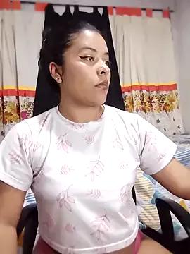 Iris___ from StripChat is Freechat