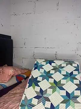Iris_love18 from StripChat