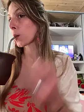 Irisdollhot from StripChat