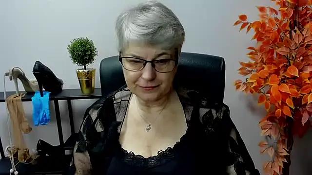 IrisDream from StripChat