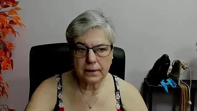 IrisDream from StripChat is Freechat