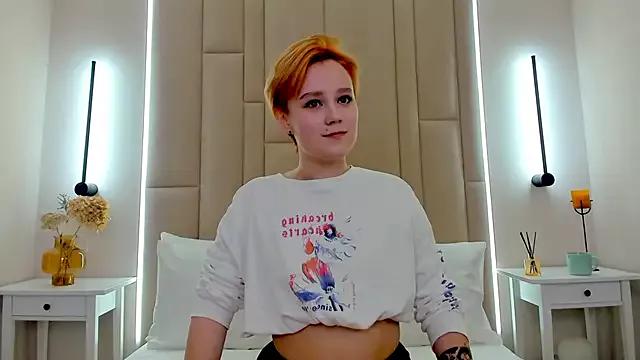IrisEverly from StripChat is Freechat