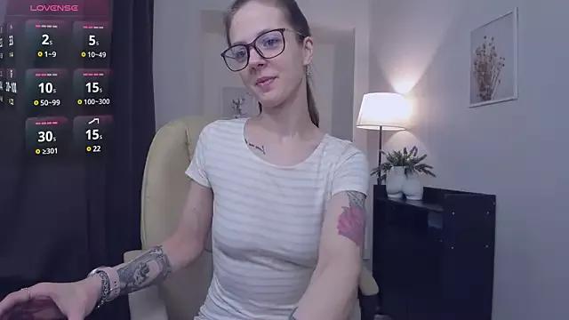 Iriss_Miller from StripChat