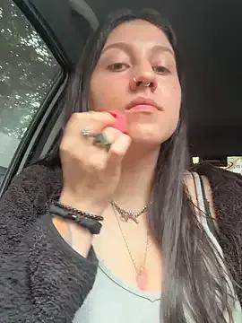 Isa__vellum webcams show profile image 