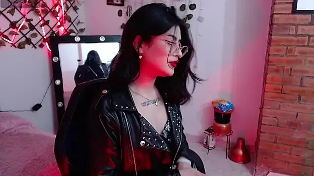 isa_bunny18 from StripChat is Freechat
