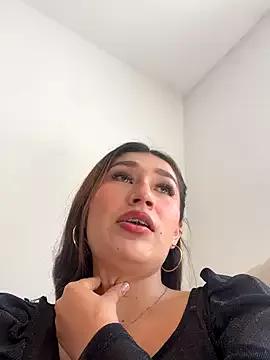 Explore our live girls sluts from our Custom and Multi clubs and checkout exclusive access to highly interactive content, such as shape, hair, titties, pussy type and many more.