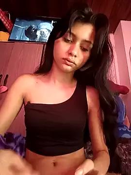 Isaa-bell from StripChat