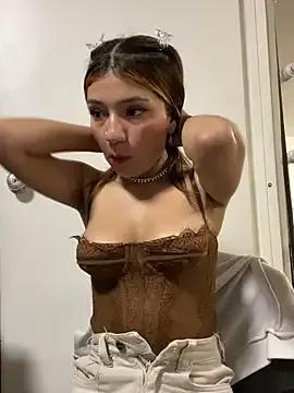 Explore our live girls sluts from our Custom and Multi clubs and checkout exclusive access to highly interactive content, such as shape, hair, titties, pussy type and many more.