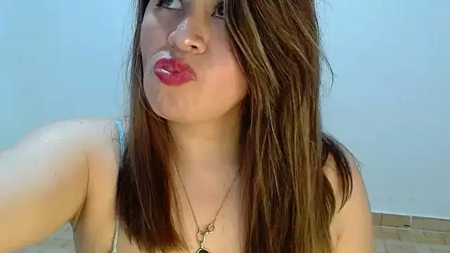 Explore our live girls sluts from our Custom and Multi clubs and checkout exclusive access to highly interactive content, such as shape, hair, titties, pussy type and many more.
