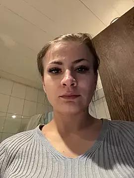 IsabellaEtha from StripChat is Freechat
