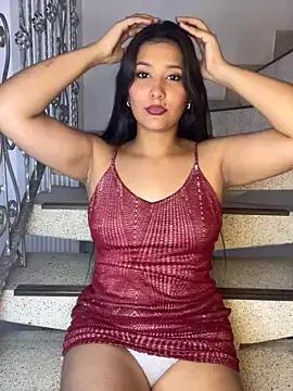 IsabellaJoness_ from StripChat is Freechat