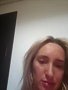 Photos of IsabelleEthan from StripChat is Freechat