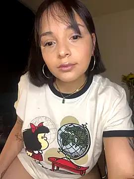 Isabellemia from StripChat is Freechat