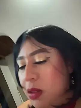 Isasexyxxx from StripChat