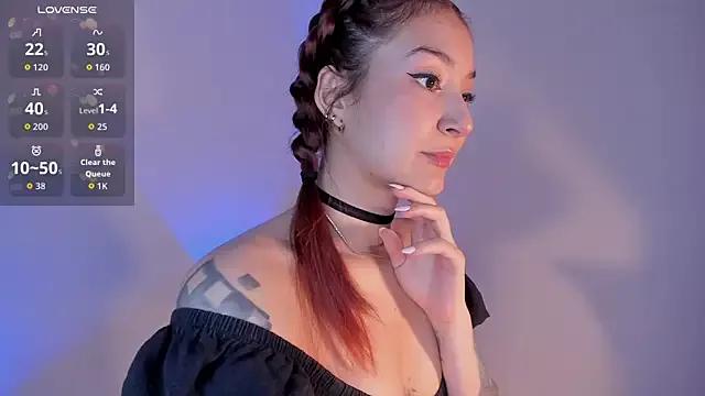 Isis-Blaze from StripChat