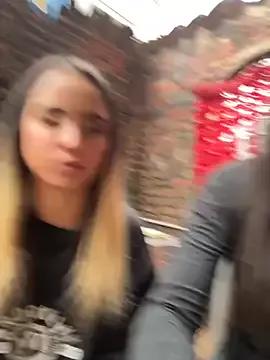 isis_lombardi from StripChat