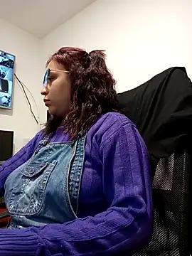 IsisBathory from StripChat