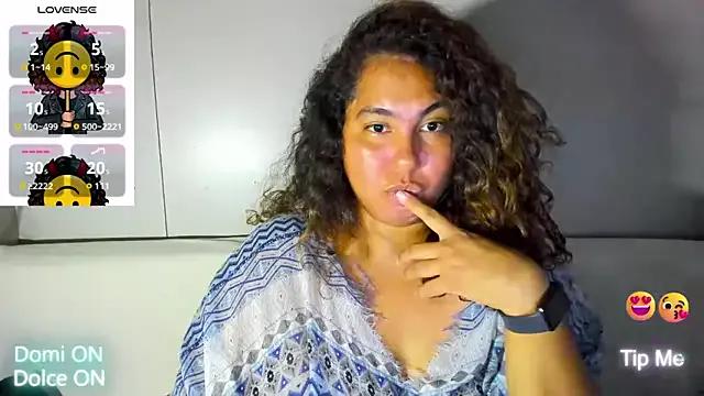 isobel_adams from StripChat is Freechat