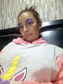 issa_monterrey from StripChat