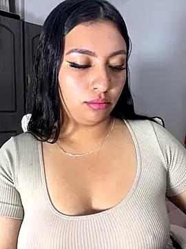 Issa_Santana from StripChat is Freechat