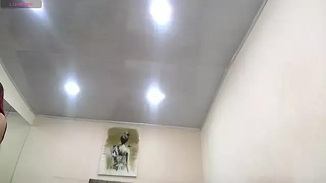 IssabellaJones from StripChat