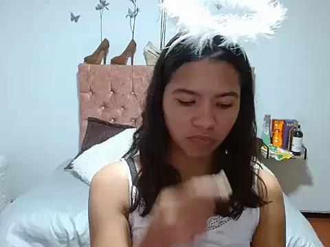 issabelsweet from StripChat