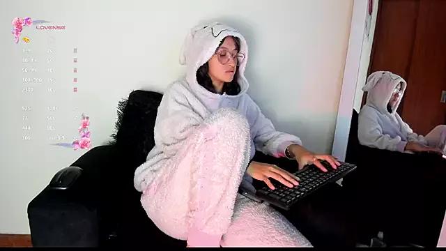 its__angelica_ from StripChat is Freechat