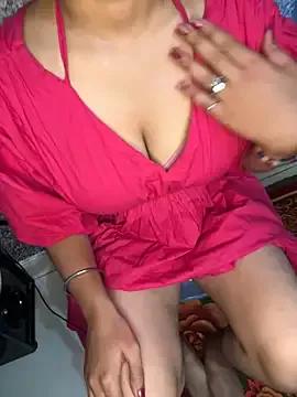 Its_moonikaa webcams show profile image 