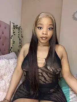 ItsLeyaa webcams show profile image 