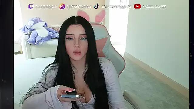itsmais from StripChat is Freechat