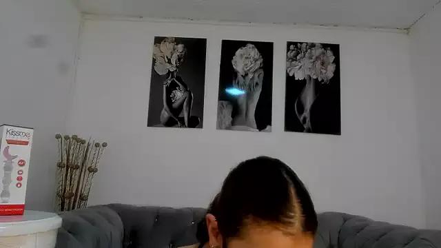 IVY_COOPER_ from StripChat is Freechat