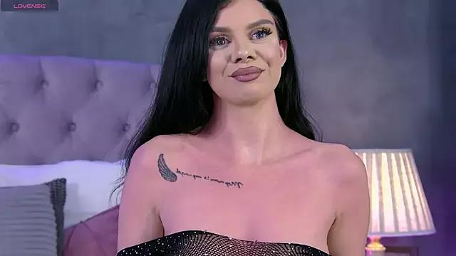 IvyRaven from StripChat is Freechat