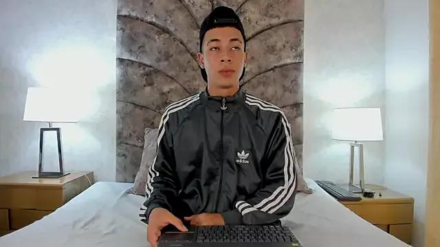 Ixxus from StripChat