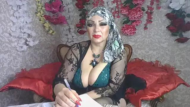 Izabella_gold on StripChat