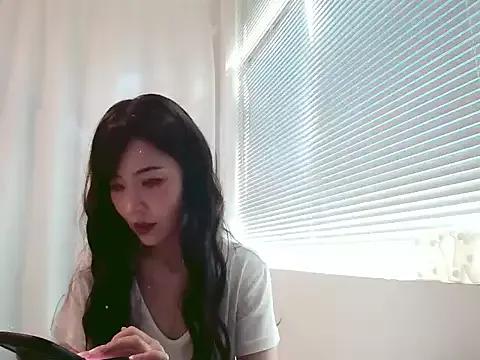 J-XI webcams show profile image 
